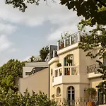 Villa Junot